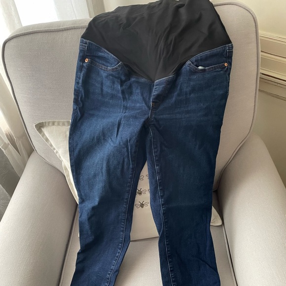 Like new Loft Maternity jeans - Picture 1 of 3